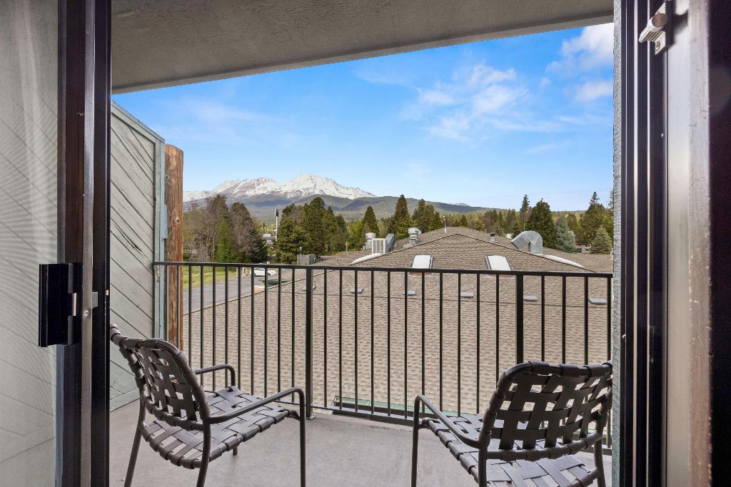 Best Western Plus Tree House