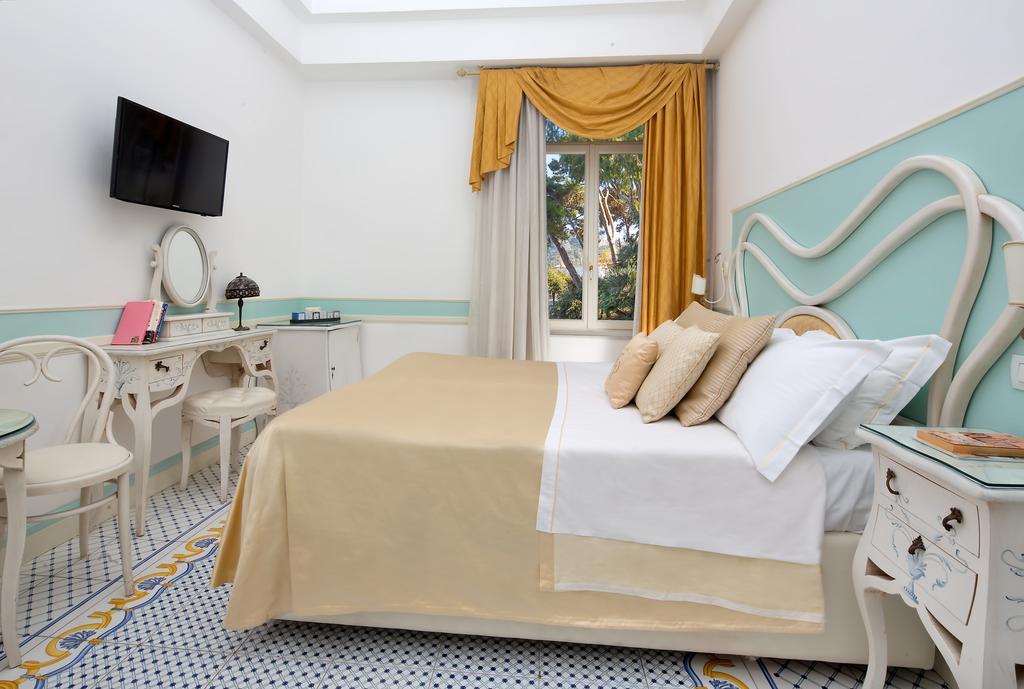 Luxury Villa Excelsior Parco