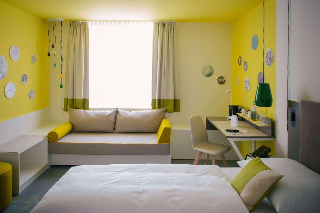 hotel-thumb