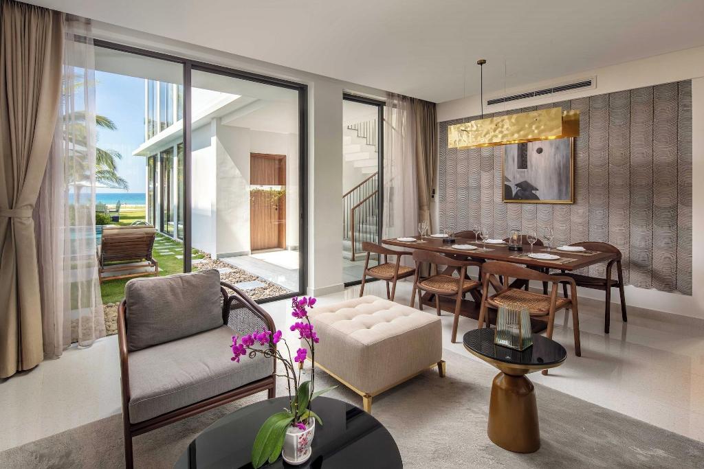 Royal Beachfront Resort Danang