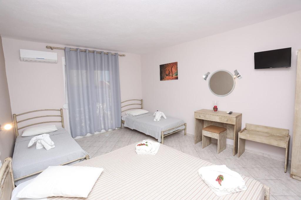 Summer Dream Hotel