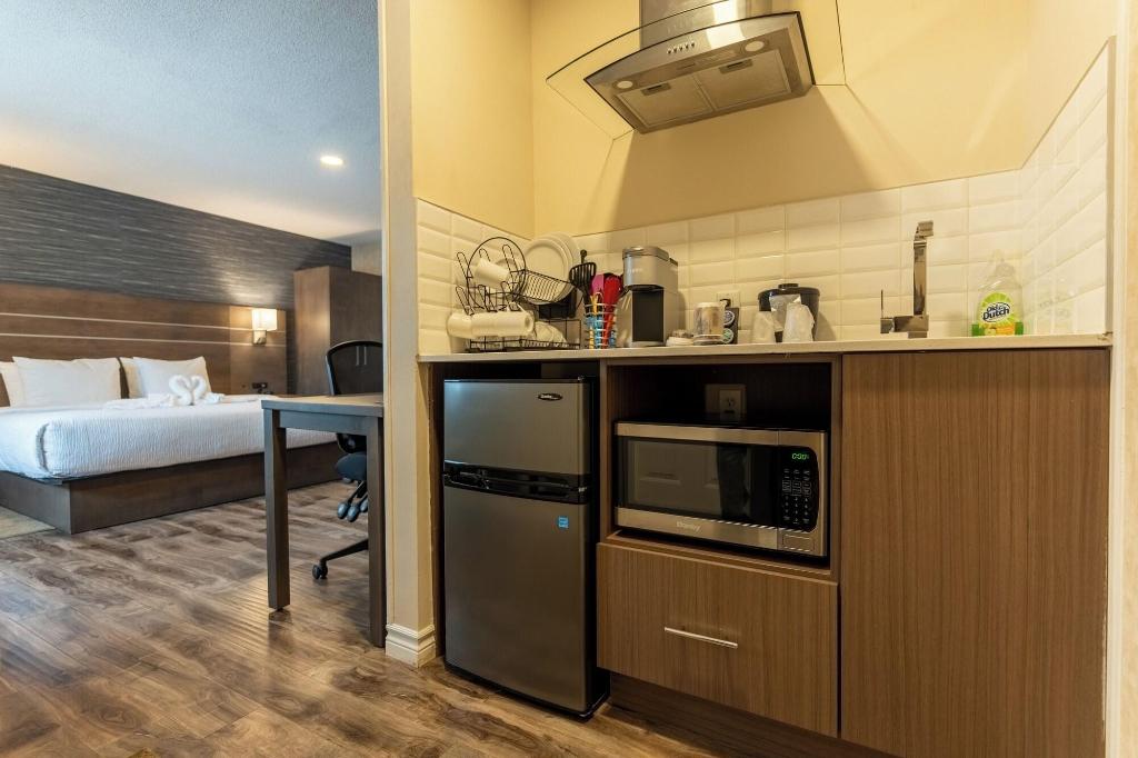 Glengarry Extended Stays