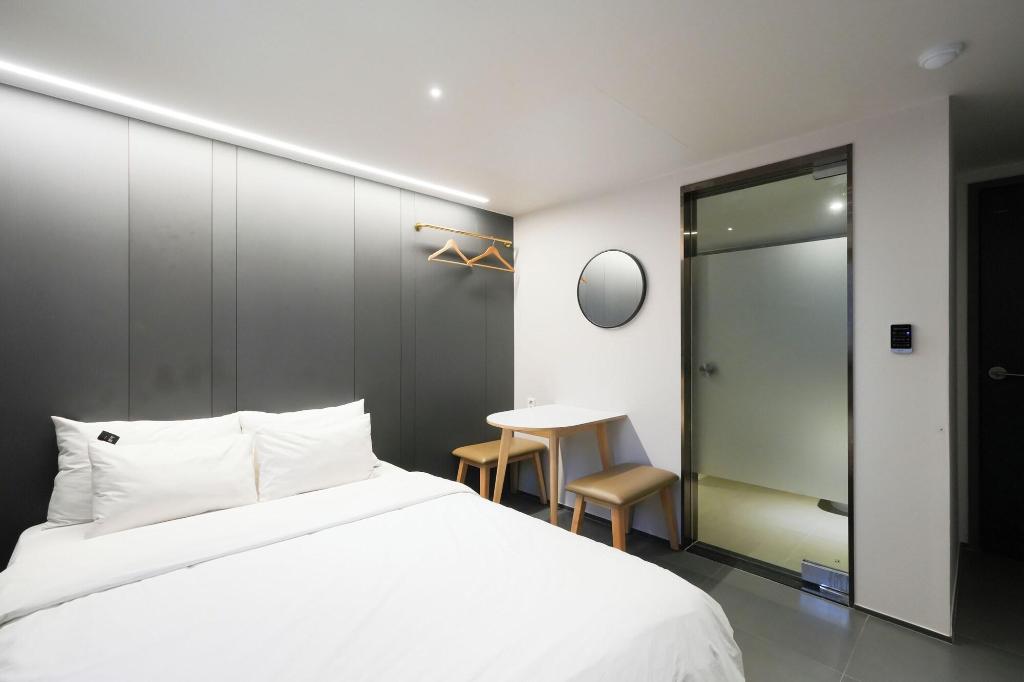 Hotel Home