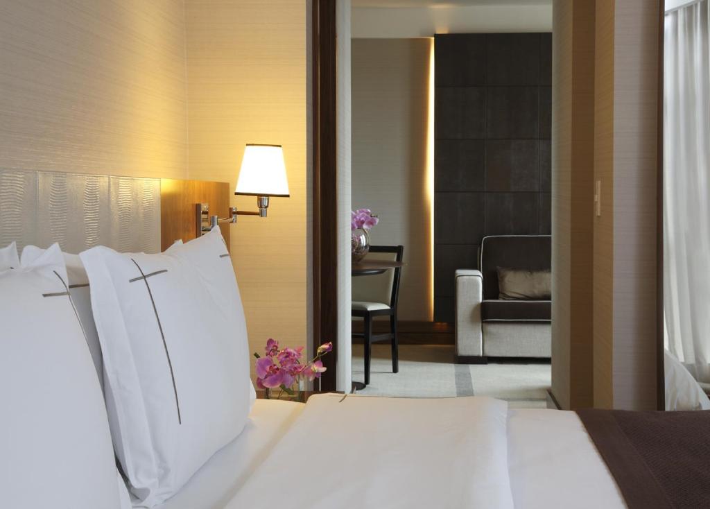 hotel-thumb