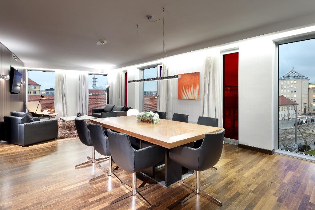 hotel-thumb