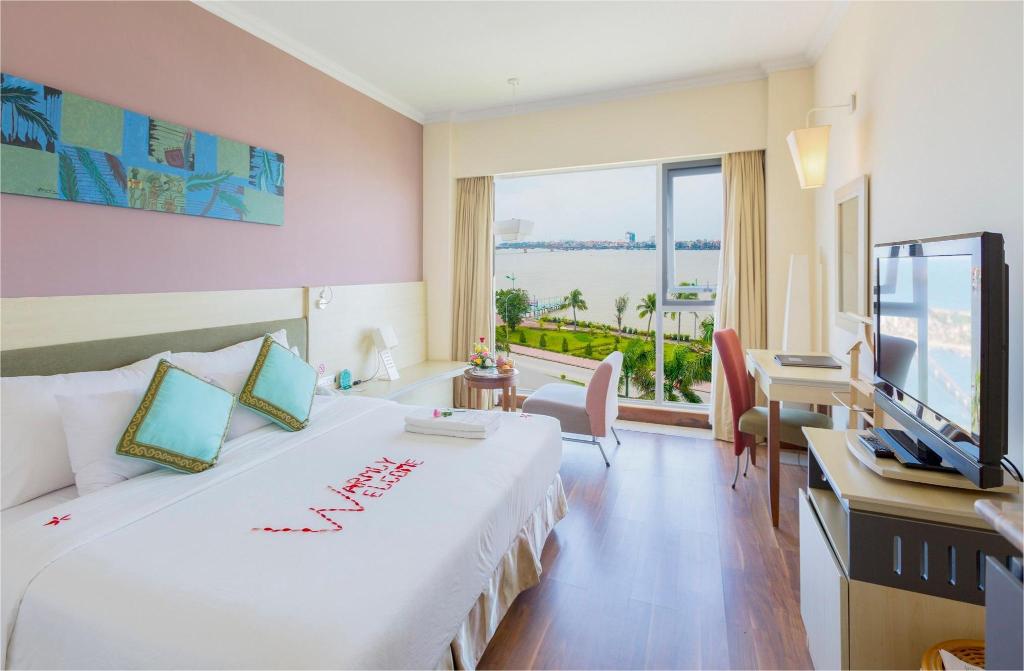 Saigon Quangbinh Hotel and Resort