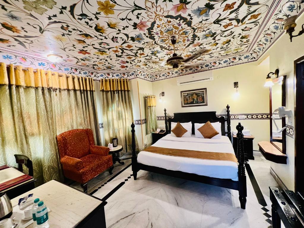 Umaid Bhawan-A Royal Heritage Style Boutique Hotel