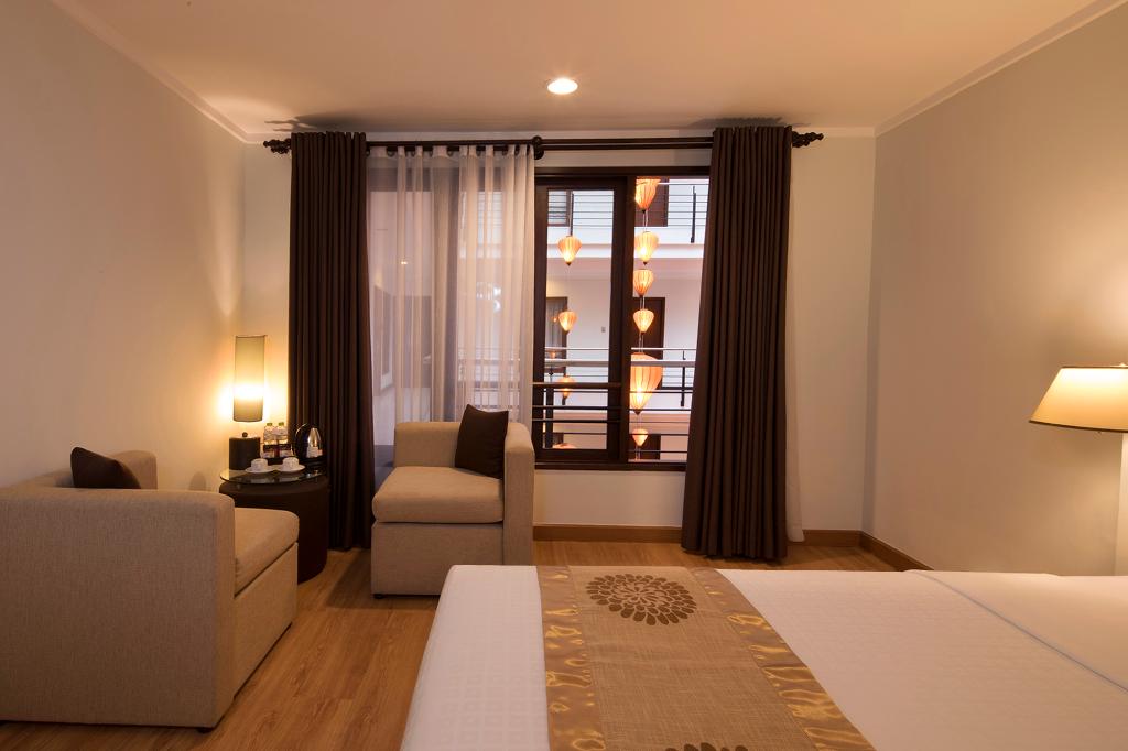 hotel-thumb