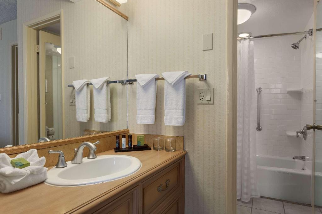 Embassy Suites Phoenix Airport