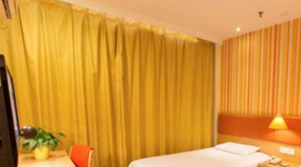 Home Inn Hubinxilu
