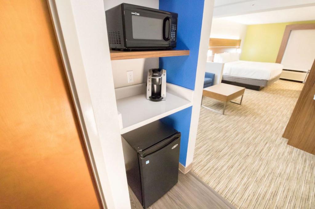 Holiday Inn Express Stone Mountain