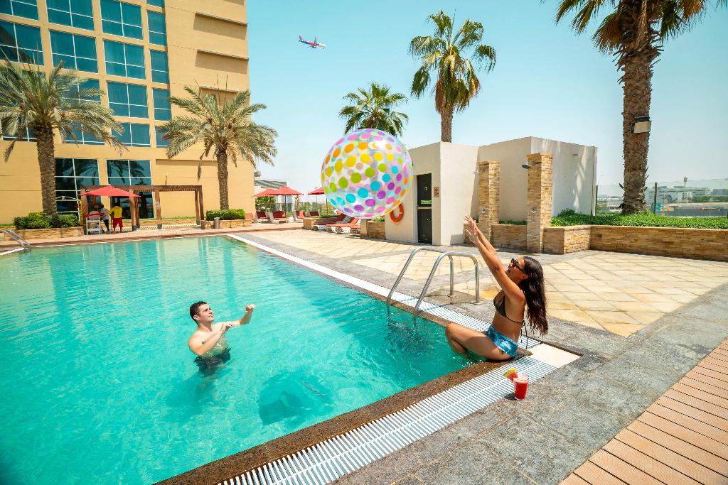 Yas Plaza Circuit by IHG - Pool