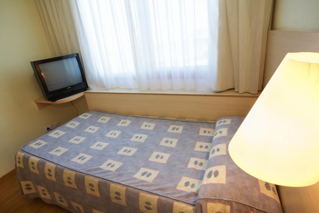 Hotel Basic Hotel, Spanien, Vilafranca del Penedès. Großes 12