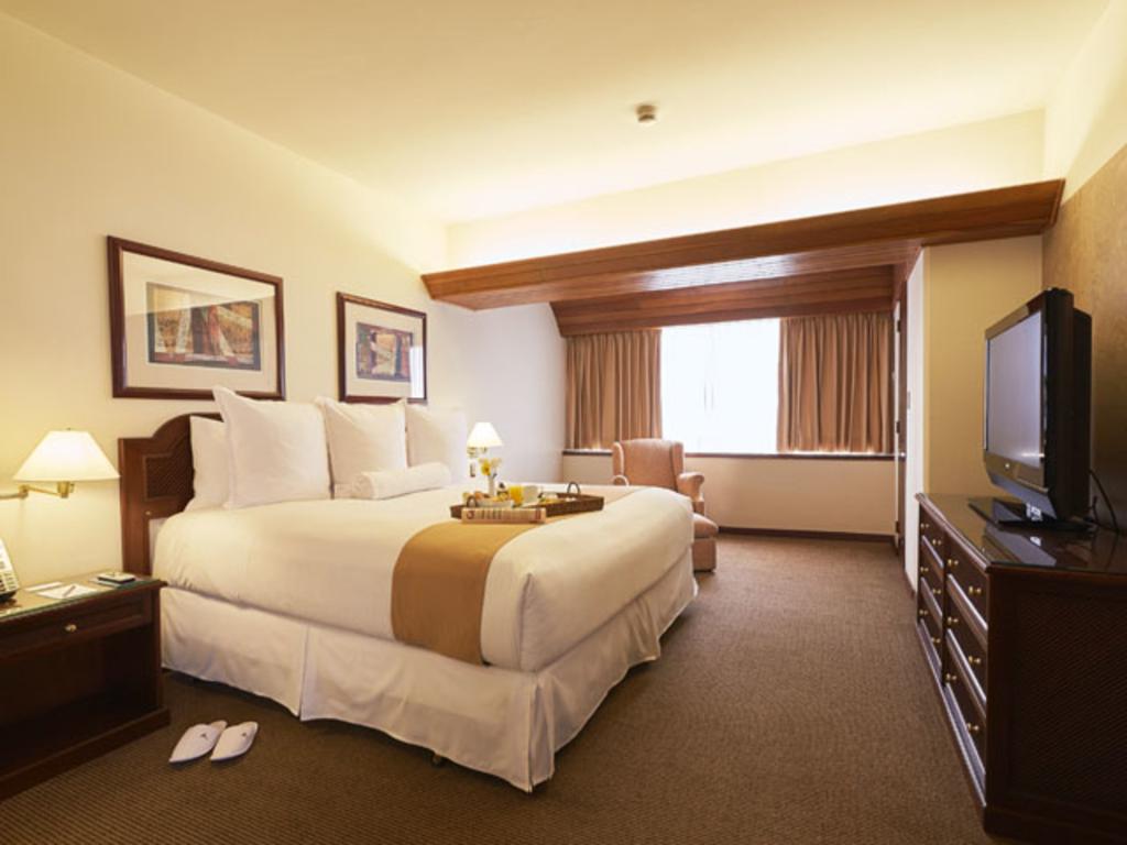 J&A  Classic Hotel