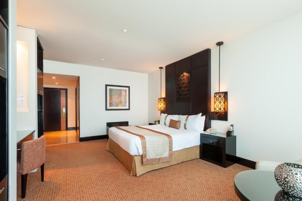 hotel-thumb
