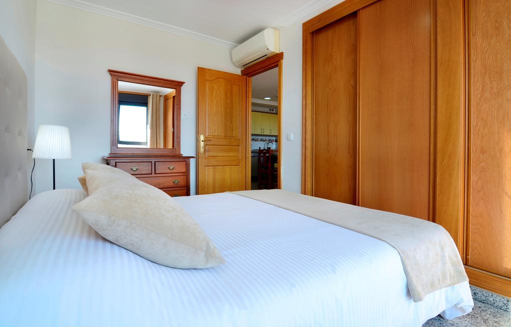 Apartamentos Nuria Sol