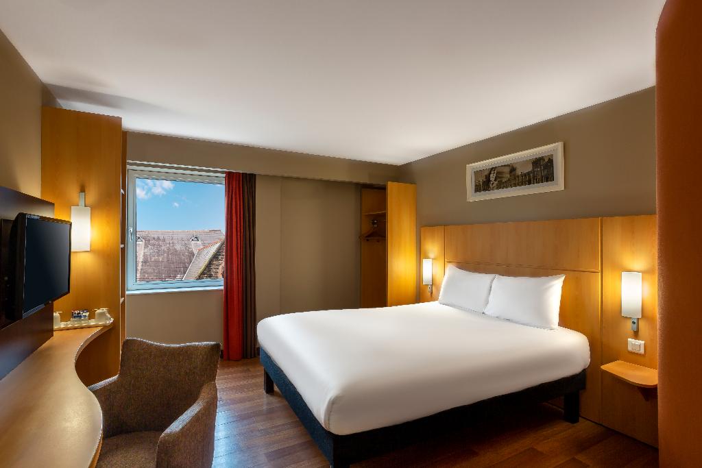 Ibis Belfast Queens Quarter