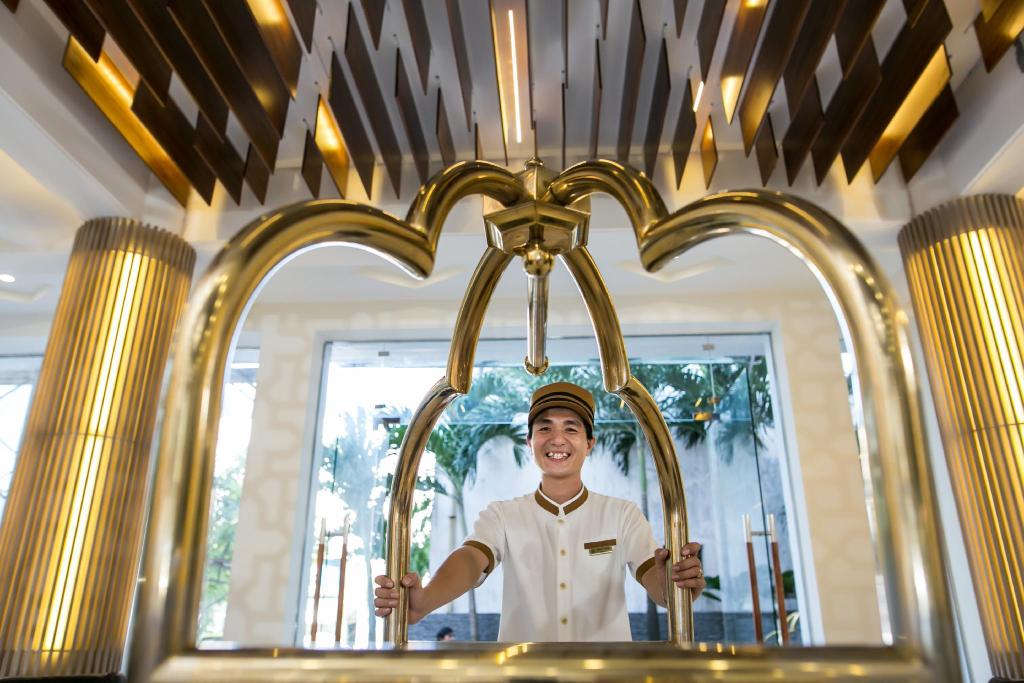 hotel-thumb