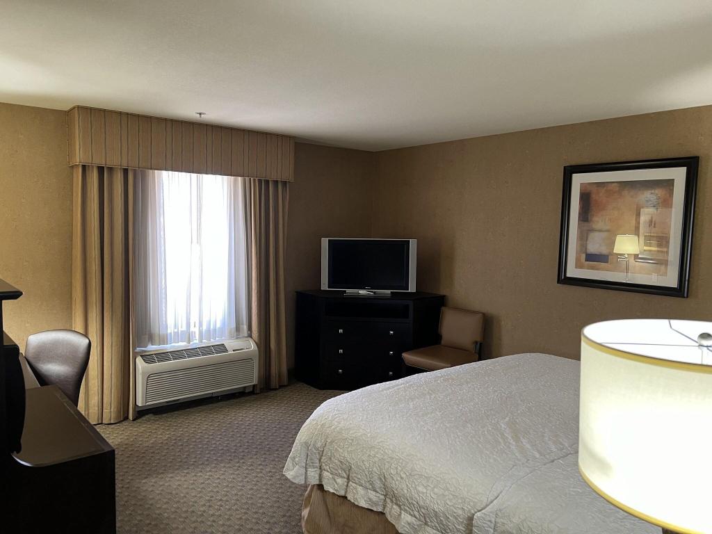 Hampton Inn & Suites Barstow