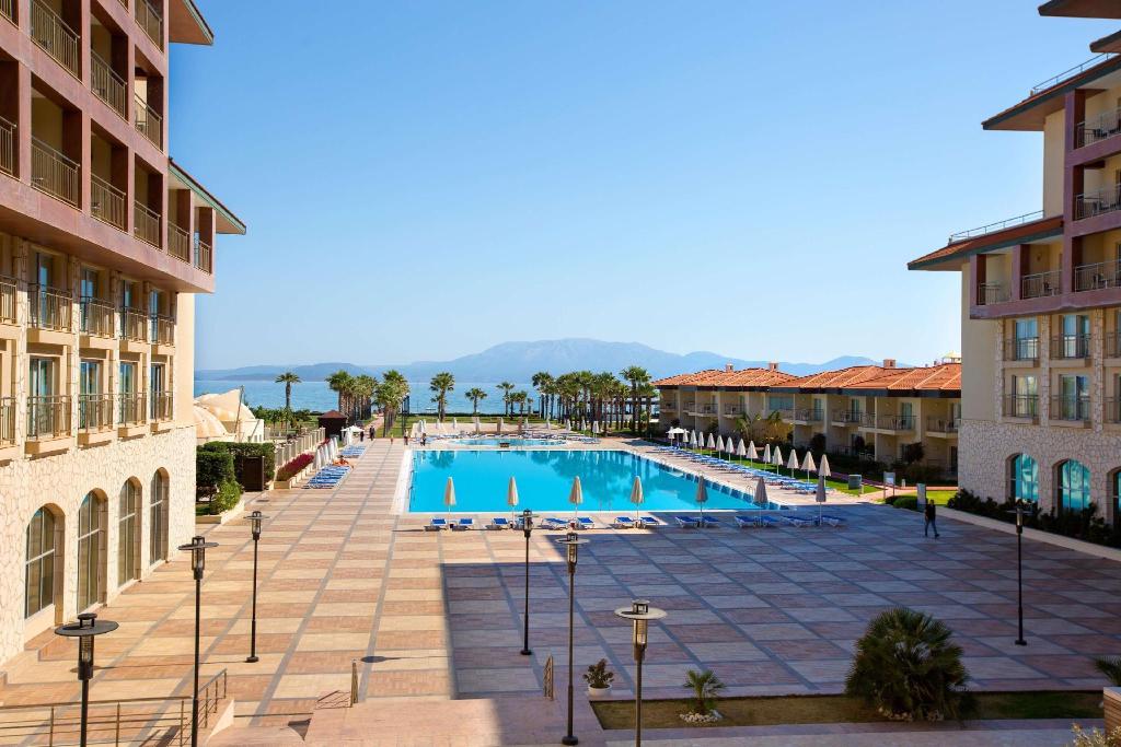 hotel-thumb