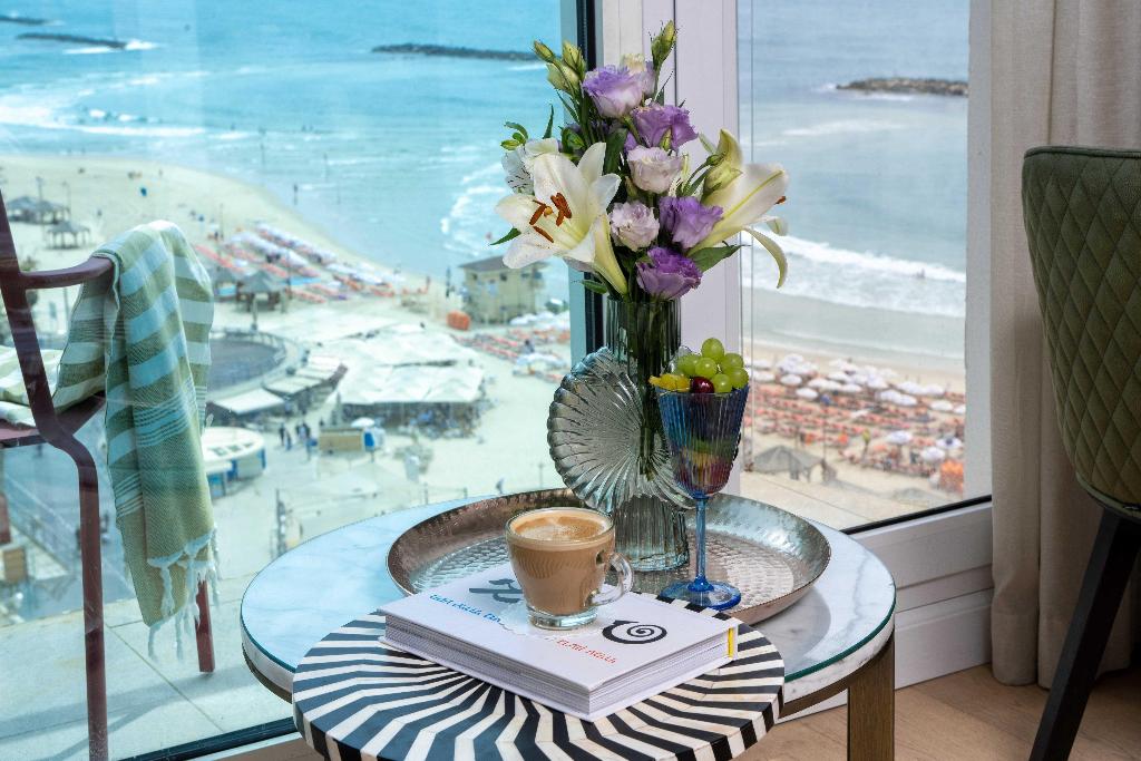 Crowne Plaza Tel Aviv Beach