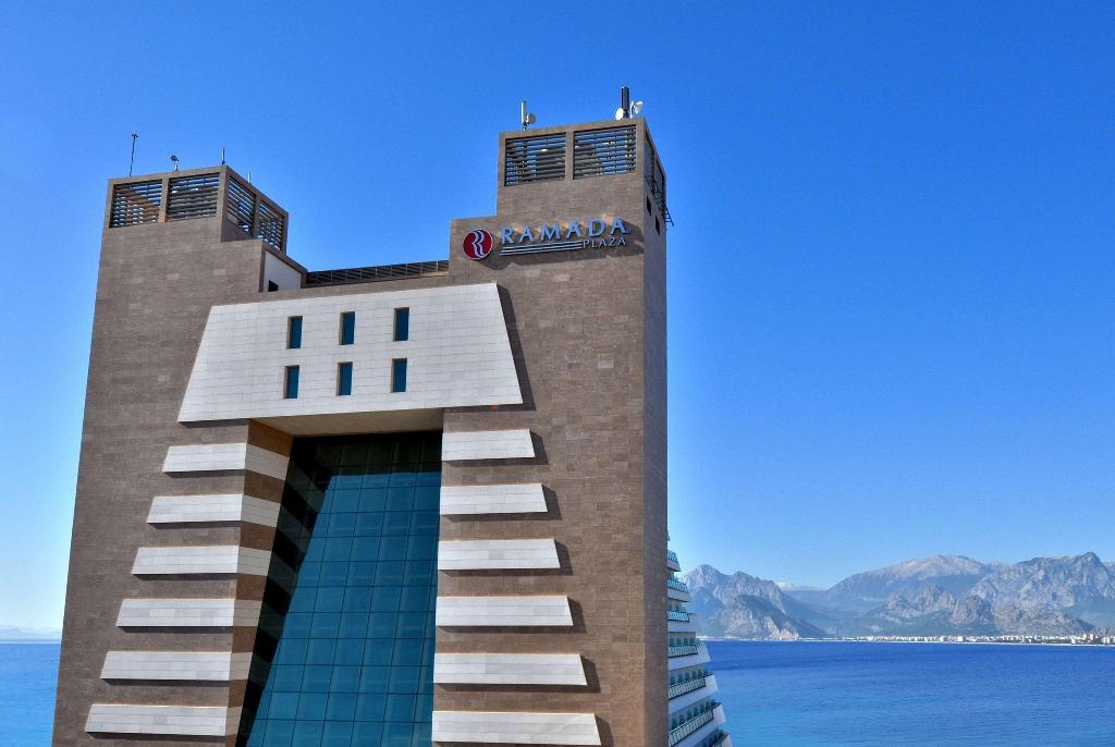 Hotel Ramada Plaza Antalya, Türkei, Antalya. Großes 1