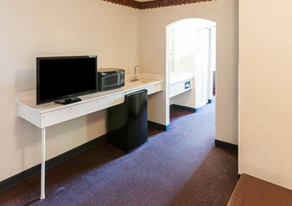 Quality Suites Albuquerque Airport