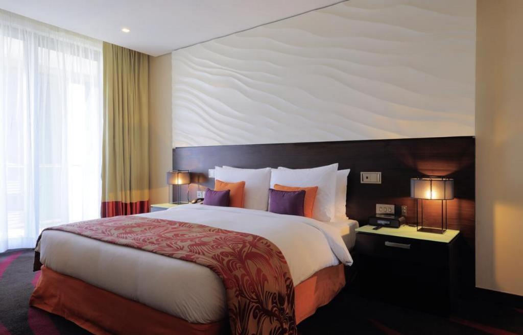 hotel-thumb