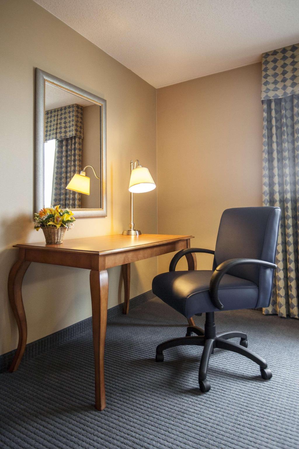 Hampton Inn New York - LaGuardia Airport