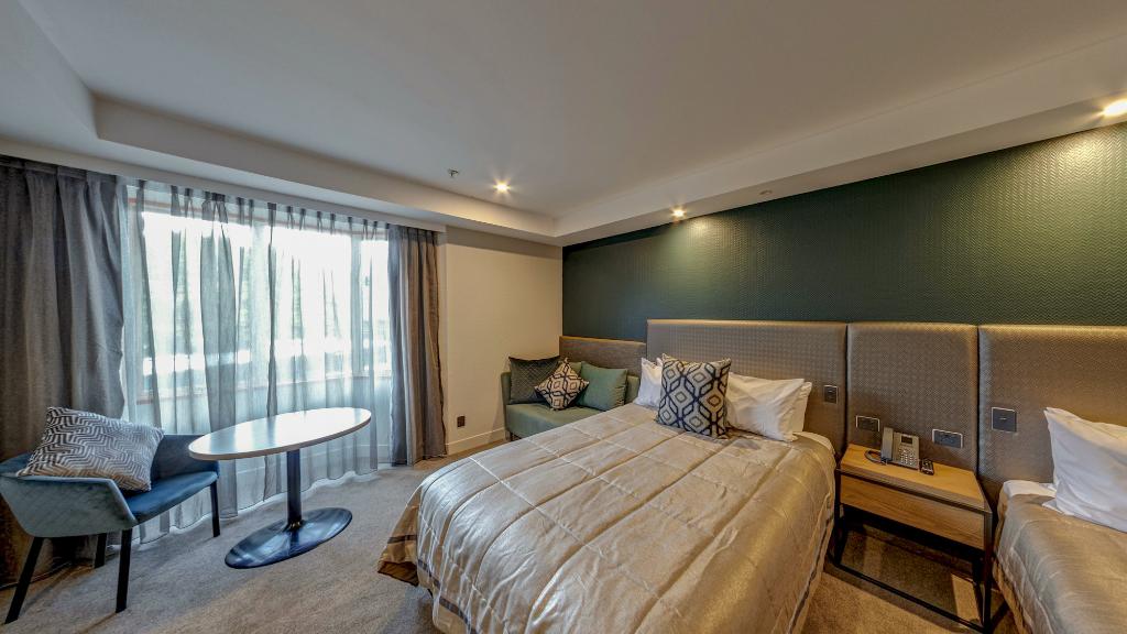 hotel-thumb