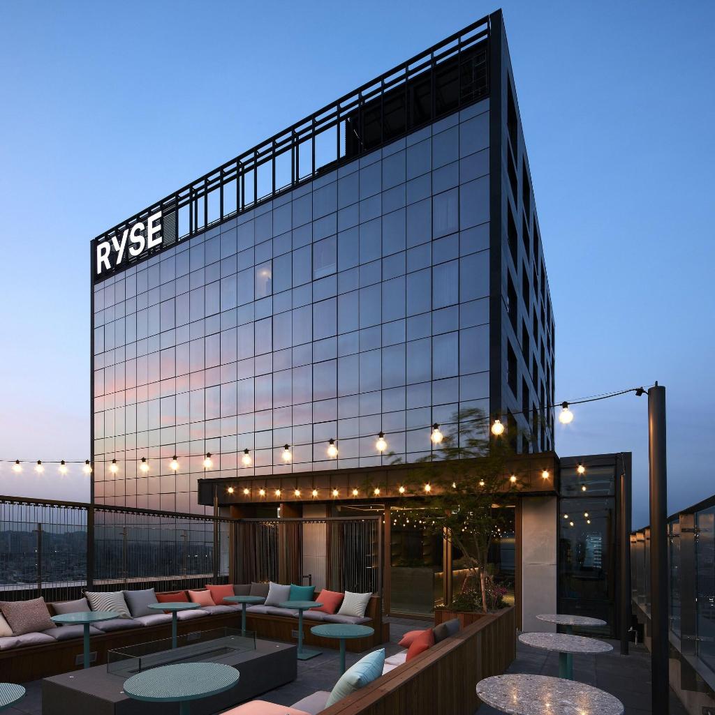 Mercure Ambassador Seoul Hongdae, Hongdae & Sinchon