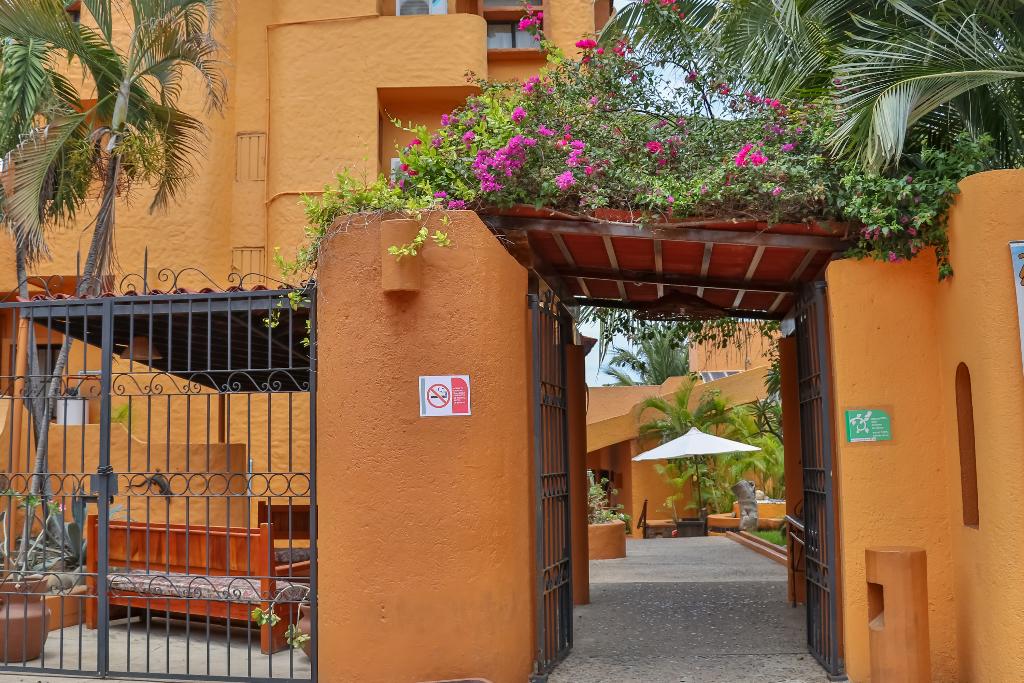 Villas Miramar, vista principal