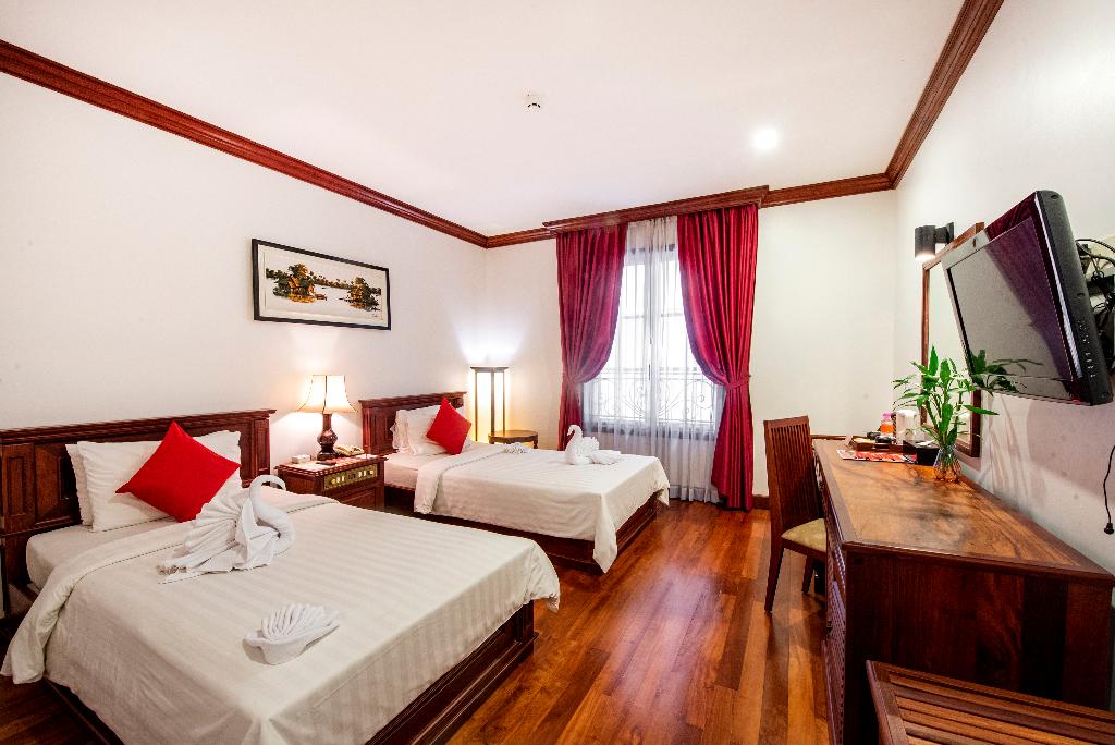 Royal Crown Hotel and Spa