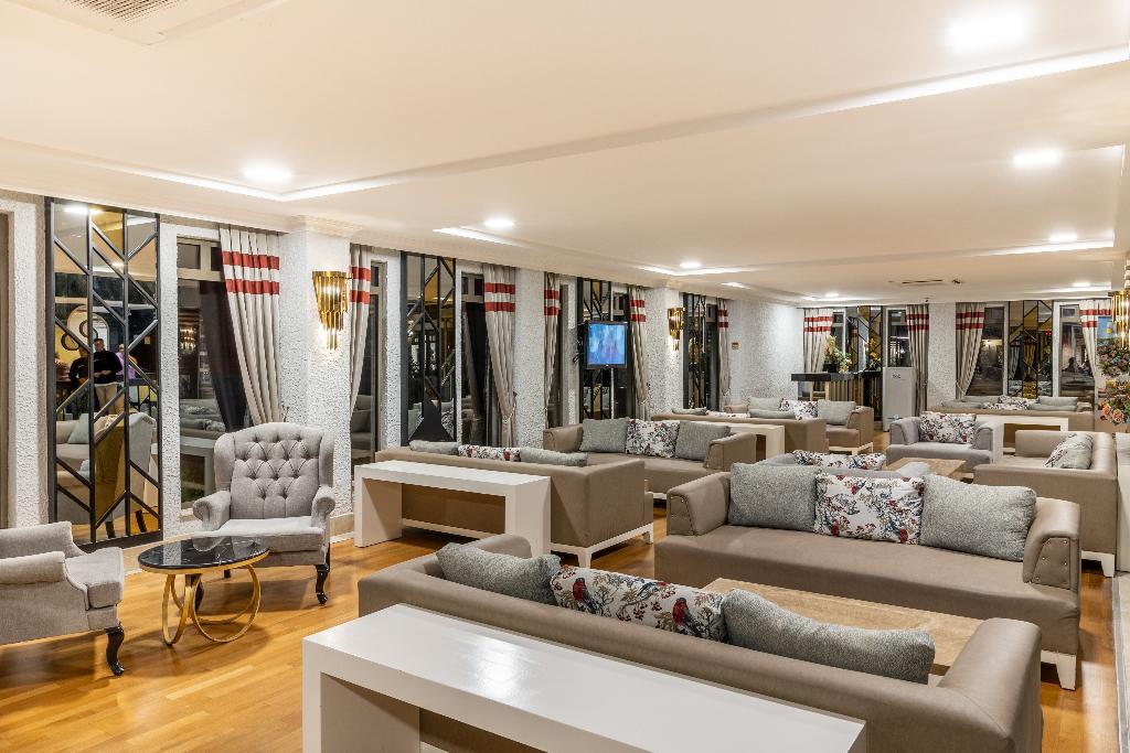 Club Hotel Felicia Village 5*