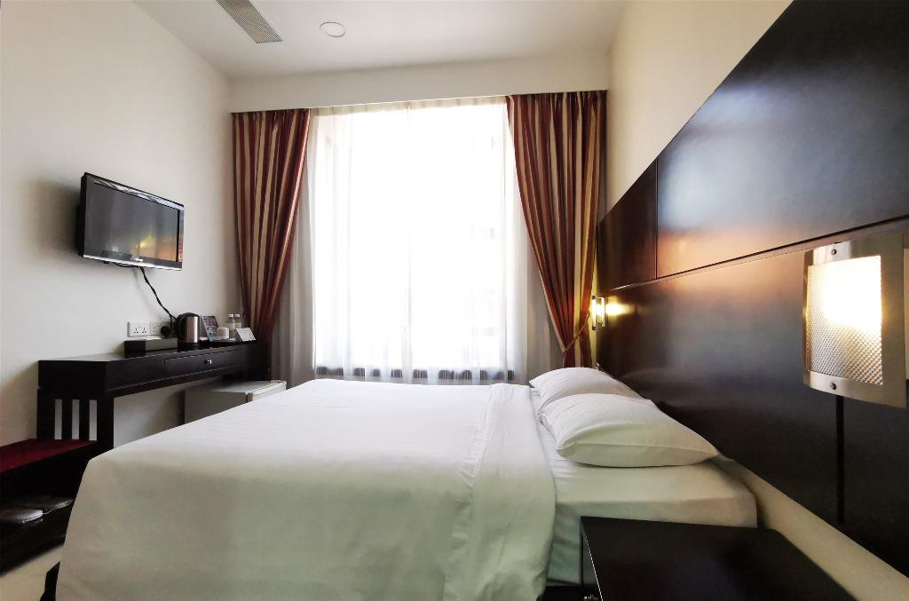 Rest Bugis Hotel