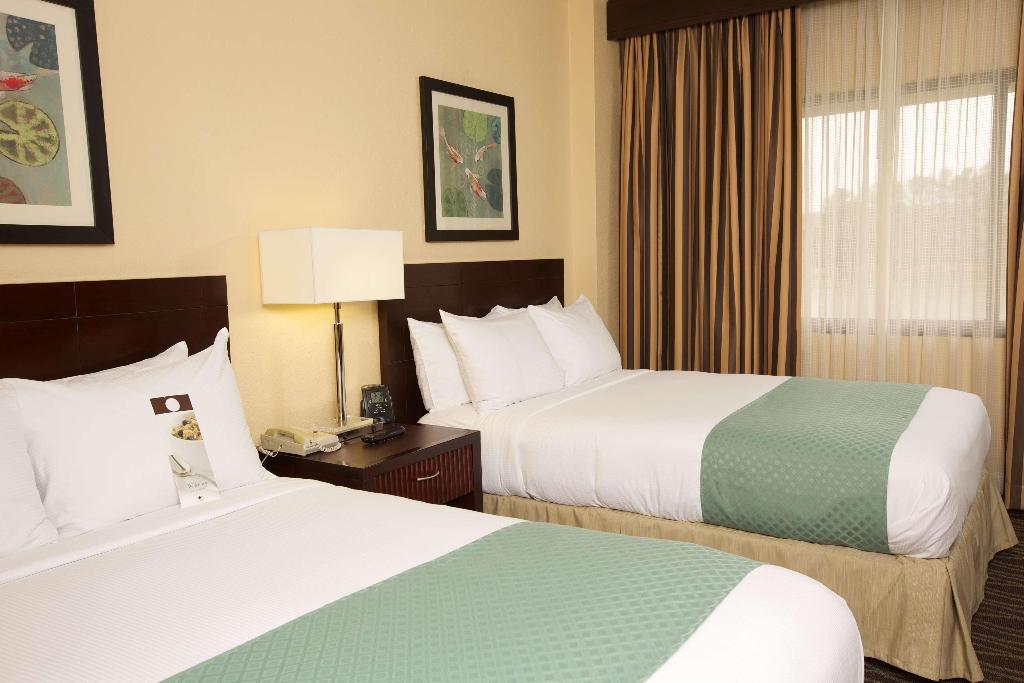 DoubleTree Suites by Hilton Raleigh-Durham