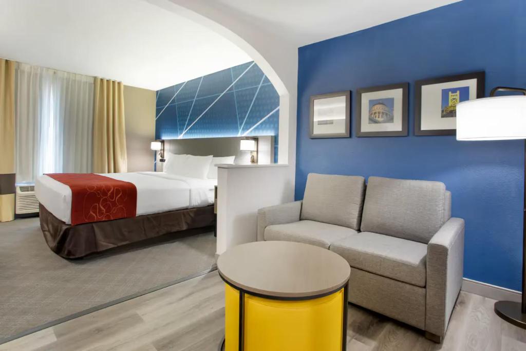 Comfort Suites Downtown Sacramento