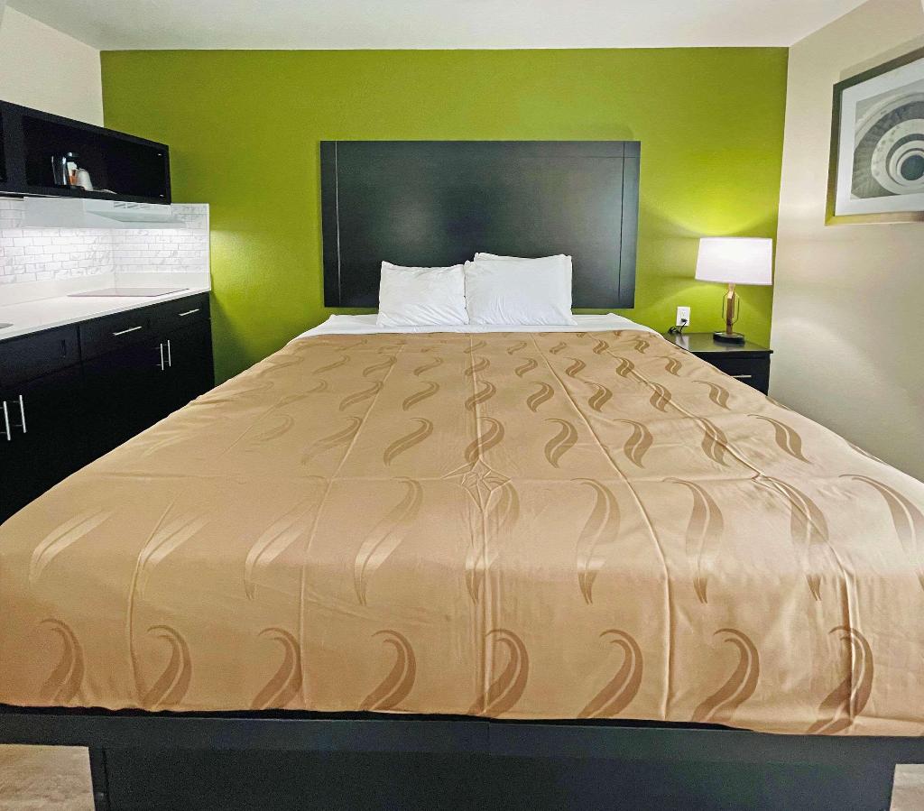 Quality Inn & Suites Lake Charles