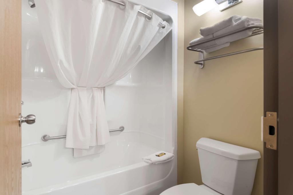 Best Western Plus Saint John Hotel & Suites