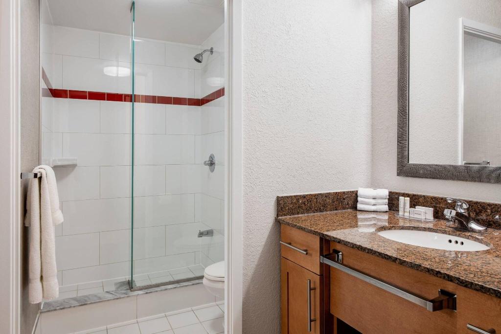 Residence Inn Kingston Water's Edge photo 68