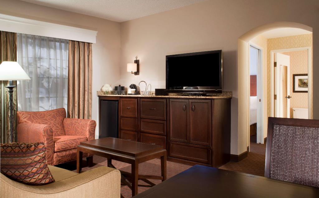 Embassy Suites By Hilton Flagstaff