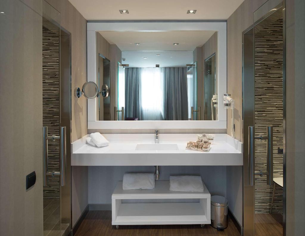 Hotel Catalonia Catedral, Spanien, Barcelona. Großes 84