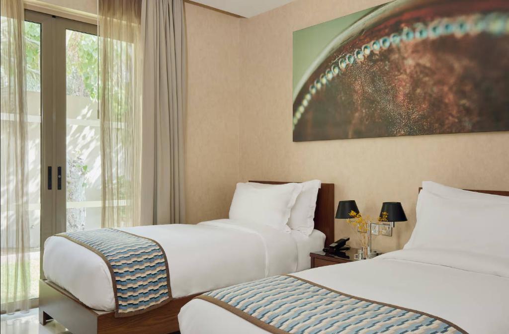 hotel-thumb