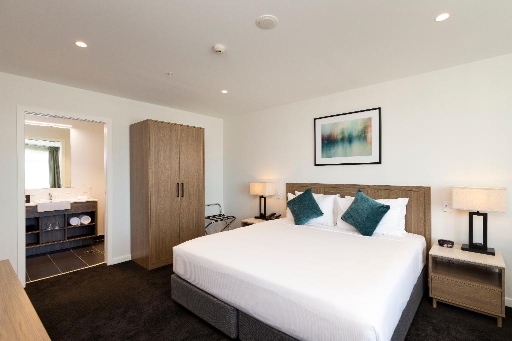 Oaks Auckland Hotel