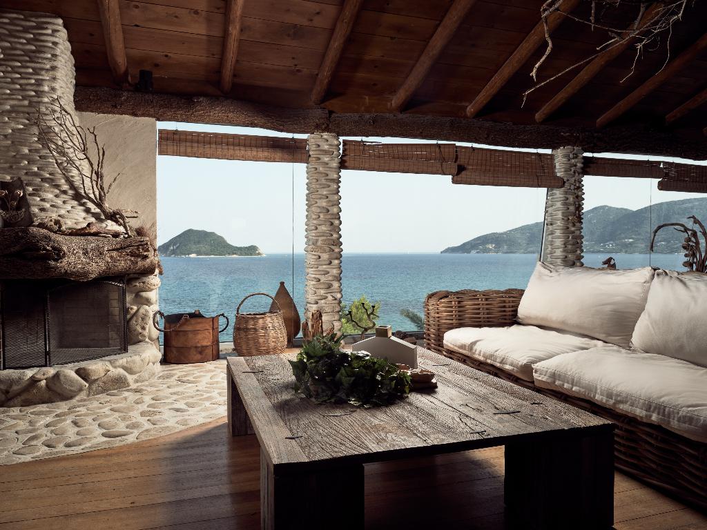 Gloria Maris Hotel Suites & Villas