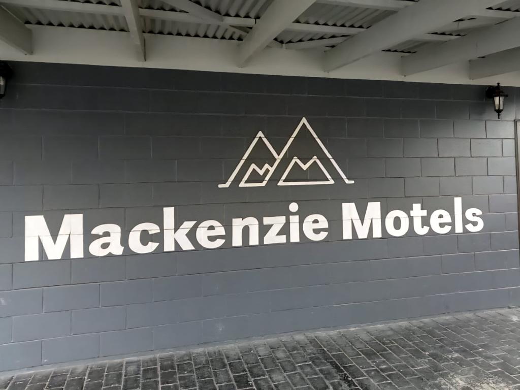 Mackenzie Motels