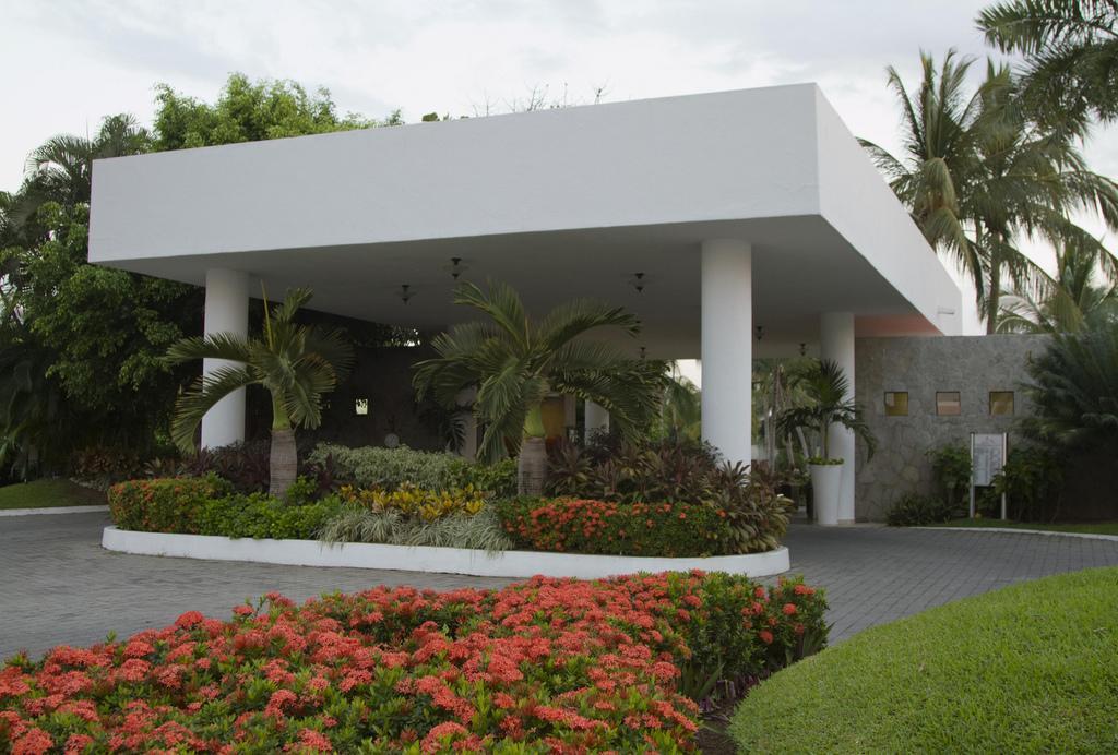 Ocean Breeze Hotels Acapulco, vista principal