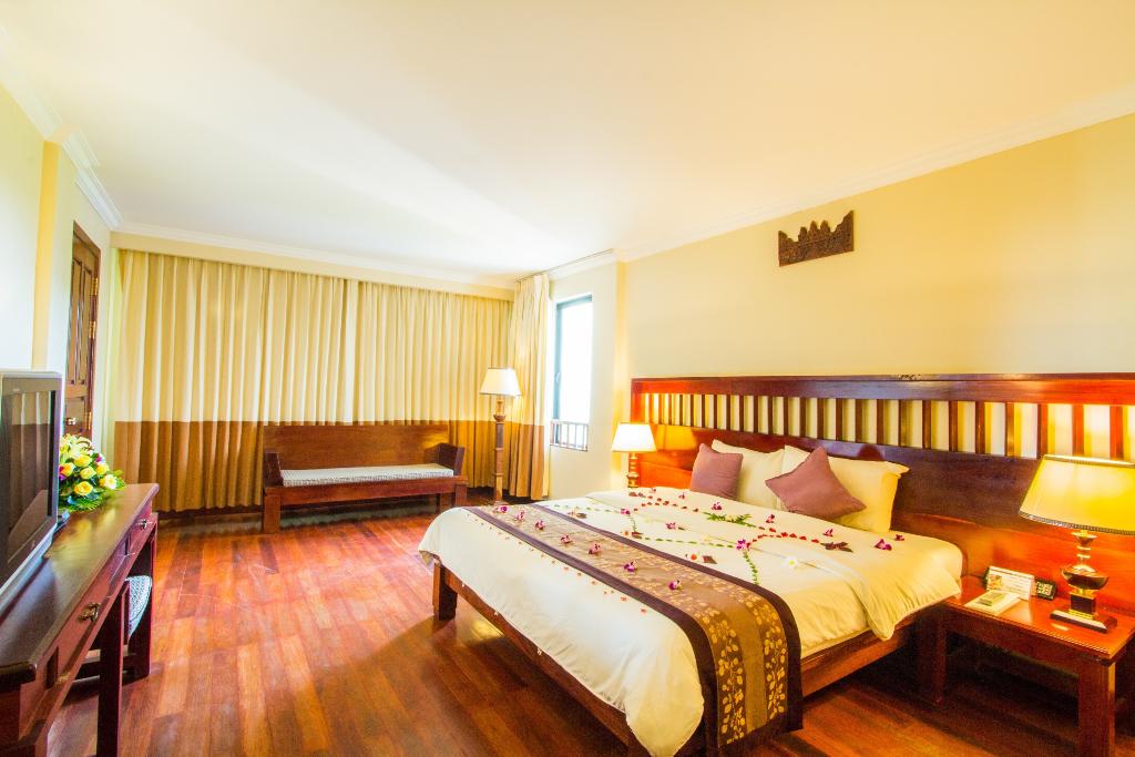 Royal Empire Hotel