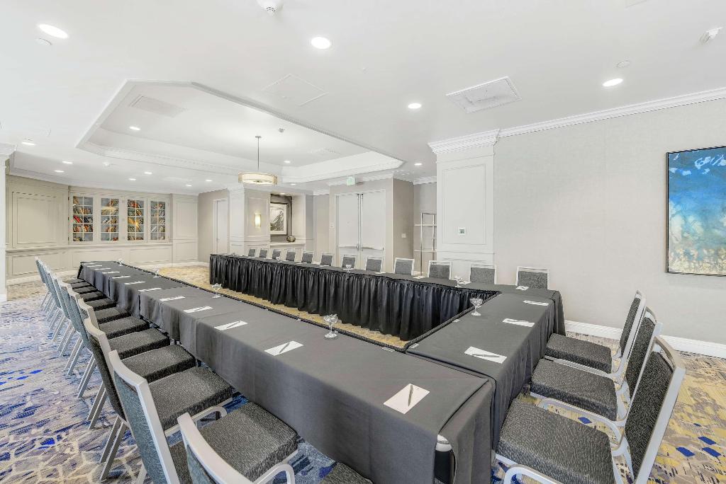 Embassy Suites by Hilton Anaheim/Orange photo 167