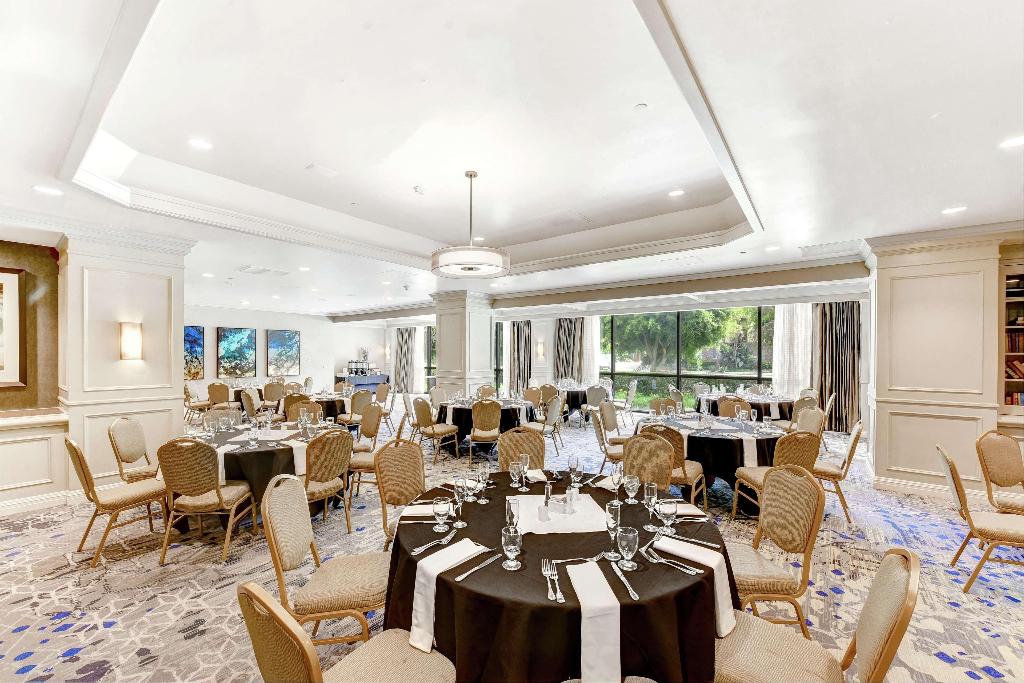 Embassy Suites by Hilton Anaheim/Orange photo 65